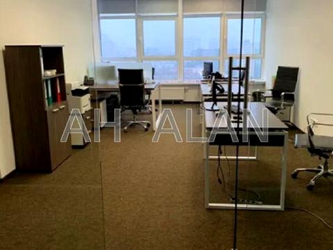 комерційна за адресою Кловський узвіз, 7a