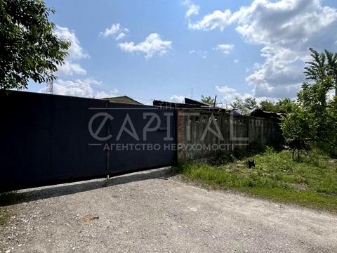 комерційна за адресою Центральна, 34