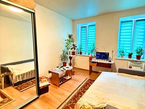 квартира за адресою Запорізька вул., 40