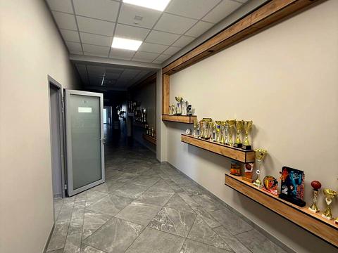 комерційна за адресою Співдружності вул., 17