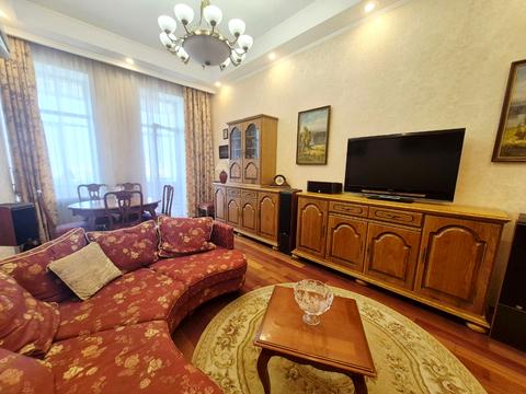 квартира за адресою Велика Житомирська вул., 10