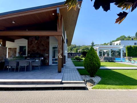 будинок за адресою Ватутіна пров.