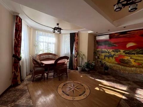 будинок за адресою Поштова вул.