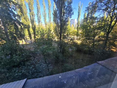 квартира по адресу Ореста Левицкого ул. (Академіка Курчатова), 6