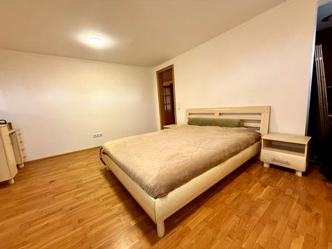 квартира за адресою Гоголівська вул., 27