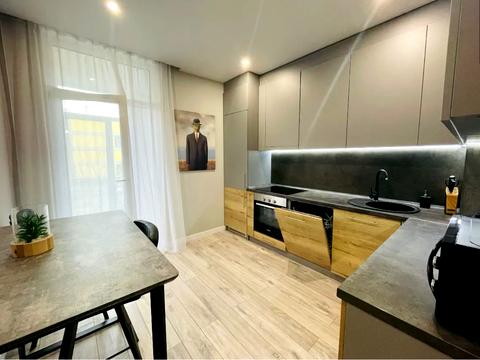квартира за адресою Регенераторна вул., 4
