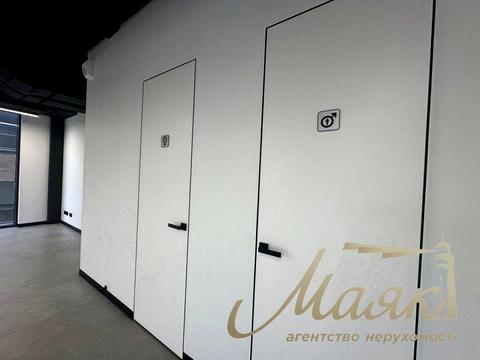 комерційна за адресою Красилівська вул., 9