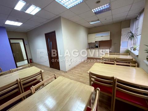 коммерческая по адресу Жилянская ул., 101