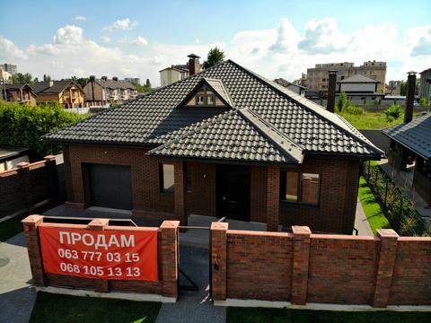 будинок за адресою Вишневая, 1