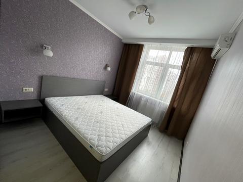 квартира за адресою Анни Ахматової вул., 22