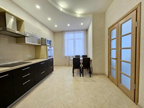 квартира за адресою Панаса Мирного пров., 17