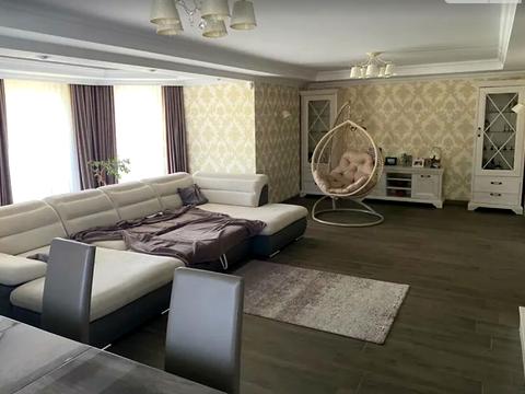 будинок за адресою Свободи вул.