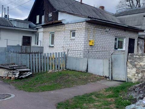 будинок за адресою Про. Набережний, 14