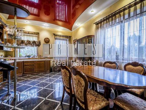 будинок за адресою Ярослава Мудрого вул.