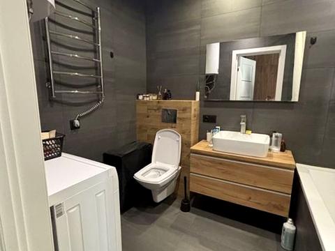 квартира по адресу Драгоманова ул., 6