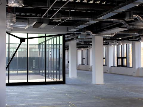 коммерческая по адресу Академіка Книшова ул. (Амурська), 6