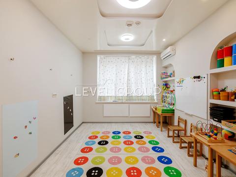 комерційна за адресою Дмитрівська вул., 82