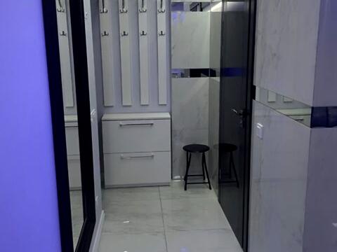 квартира за адресою Євгена Коновальця вул. (), 21