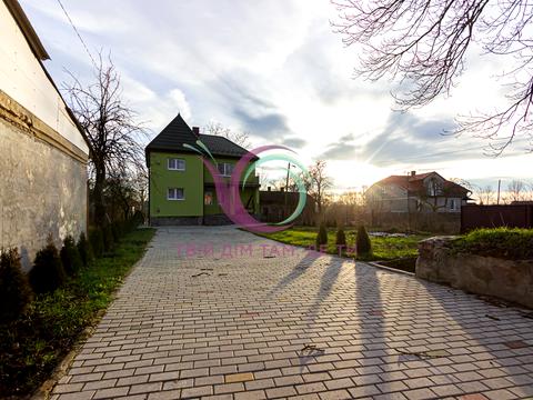 будинок за адресою Центральна, 1 буд