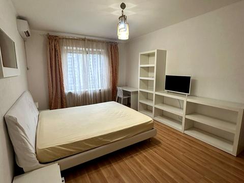 квартира по адресу Драгоманова ул., 1г