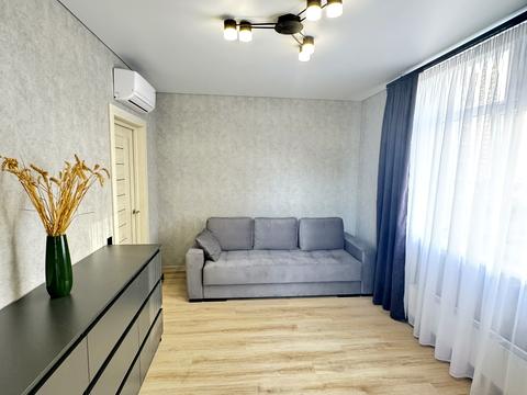 квартира по адресу Олександра Олеся ул., 5