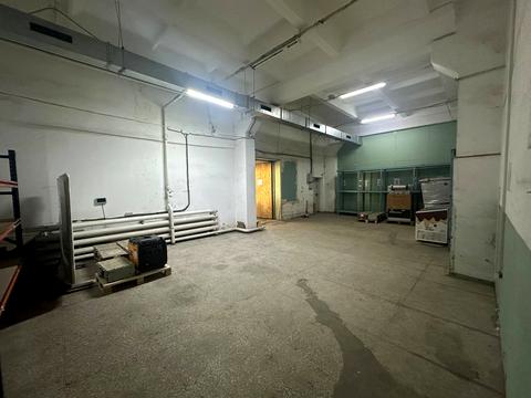 комерційна за адресою Аеродромна вул., 12