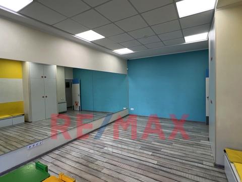 комерційна за адресою Авіаконструктора Ігоря Сікорського вул. (Танкова), 4-В