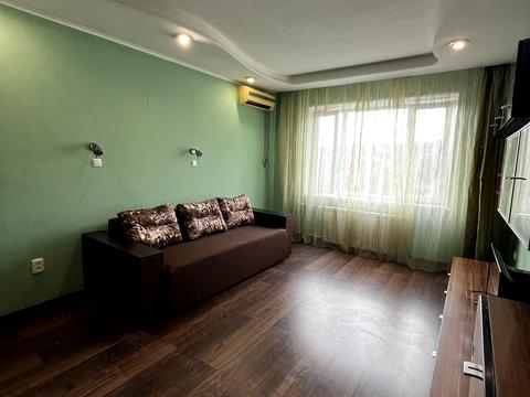 квартира за адресою Новорічна вул., 52