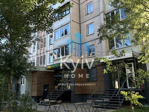 квартира за адресою Ахматової Анни, 15