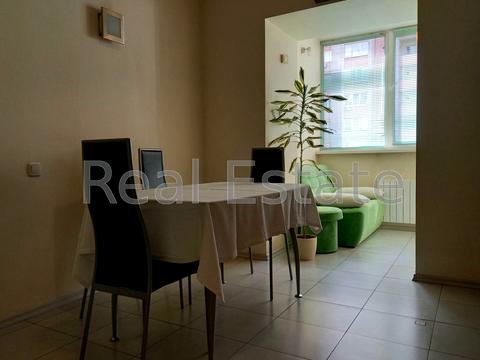 квартира за адресою Ревуцького вул., 5