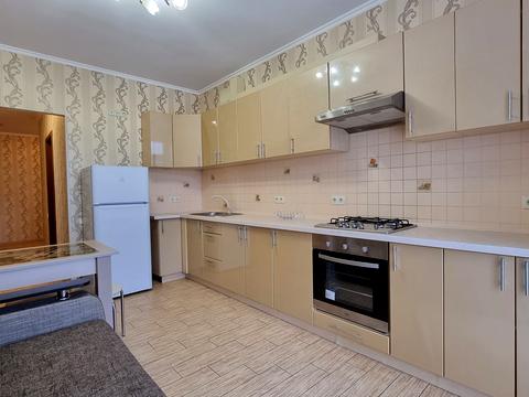 квартира за адресою Сергія Данченка вул., 10