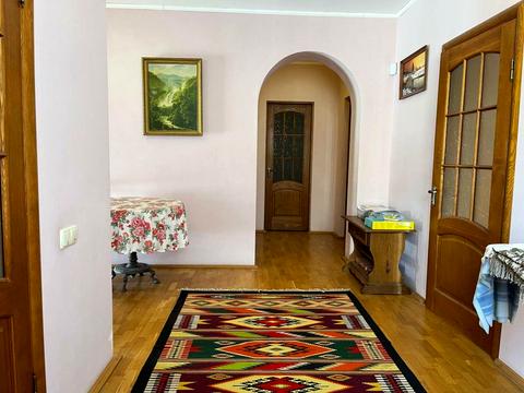 будинок за адресою Радісна вул., 2