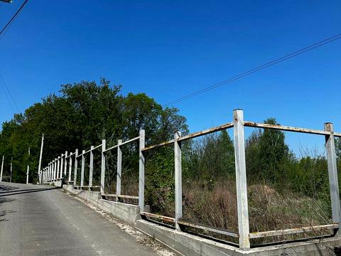ділянка за адресою с. Лісники, Молодіжний