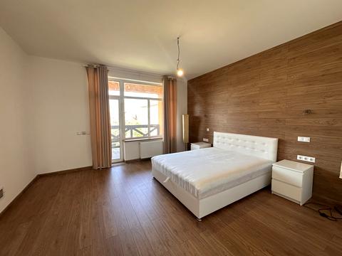 будинок за адресою Центральна вул.