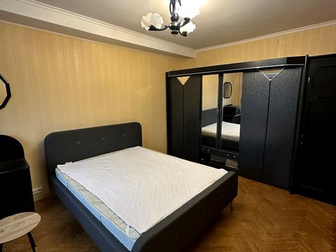 квартира за адресою Велика Васильківська вул. (Червоноармійська), 85/87