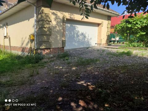 будинок за адресою Теплична