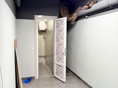 коммерческая по адресу Подільська ул., 10/4а