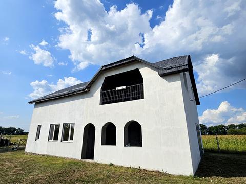 будинок за адресою Молодіжна, 11