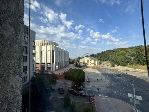 квартира за адресою Хрещатик вул., 4