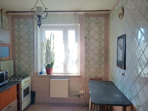 квартира по адресу Червоной Калины просп. (Владимира Маяковского), 38-Б