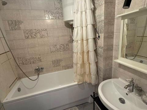 квартира за адресою Регенераторна вул., 4 к10