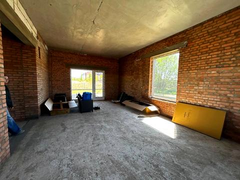 будинок за адресою Амосова