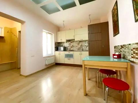 квартира за адресою пер Каретный, 7