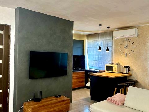 квартира за адресою Академіка Янгеля, 10