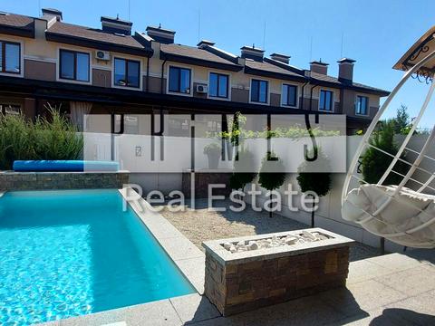 будинок за адресою Абрикосова вул.