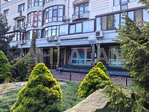 комерційна за адресою Оболонська набережна вул., 15