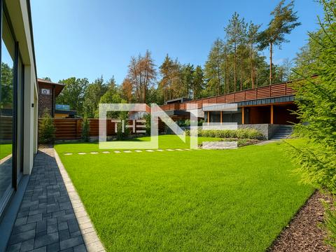 будинок за адресою Квітнева вул., 16