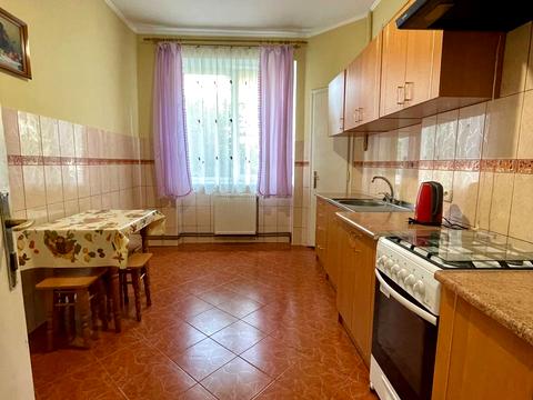 квартира по адресу Карпатская ул., 13