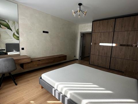 квартира по адресу Свободи ул., 20/4