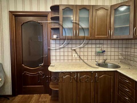 квартира по адресу Драгоманова ул., 8-А
